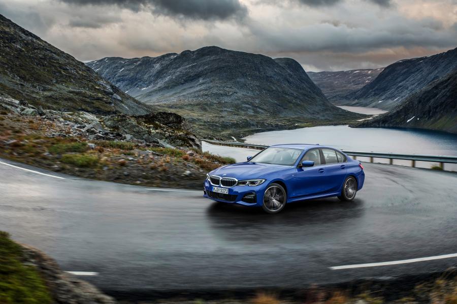 BMW 330i M Sport (G20) 2019 года  (WW) (фото 4 из 284)